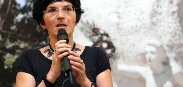 Astazi: Scriitoarea Ioana Parvulescu la Libraria Humanitas Cismigiu