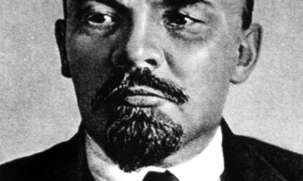 Lenin. O viaţă de revoluţionar, de Christopher Read